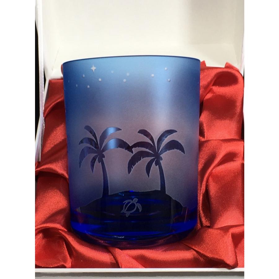 グラス メッセージ入り イルカとホヌとヤシ 誕生プレゼント 還暦祝い 退職祝い 周年記念品 卒業記念品 退職祝い 古希のお祝い 先生へのプレゼント Sunakiriko Irukahonu アトリエkana ヤフー店 通販 Yahoo ショッピング