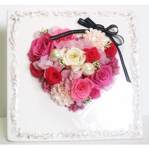 プリザーブドフラワー ハート ホワイトデー プレゼント 開店祝い プリザーブドフラワー 誕生日 結婚祝い バースデーフラワー/誕生日 プレゼント/プロ