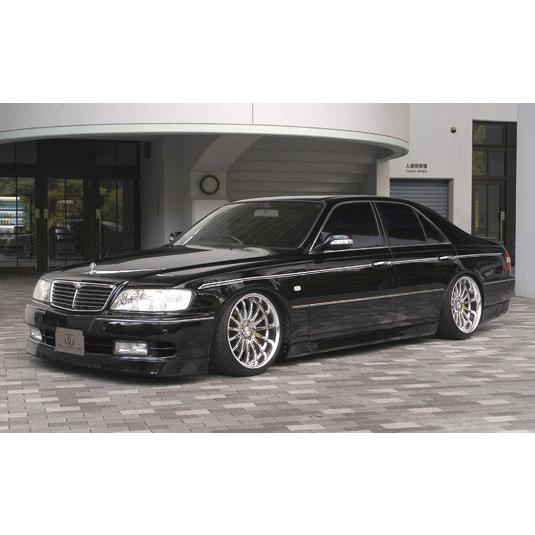 33シーマ 純正後期リップ