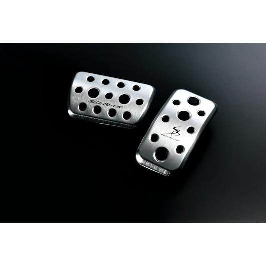 新品未使用　シルクブレイズ　アルミペダル　ノア　ヴォクシー SilkBlaze アルミスポーツペダル＆フットレスト 3P【80系ノア