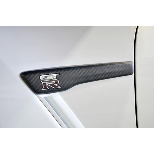 RSW」GT-R（R35）MY17〜用フェンダーエンブレムパネルx左右（綾織り