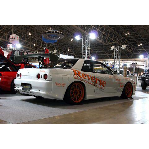 ショーリン SHORIN」スカイライン（BNR32）GT-R用サイドステップ（塗装