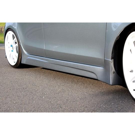 SHORIN ショーリン」ヴィッツ RS（NCP91）後期用サイドステップ（塗装