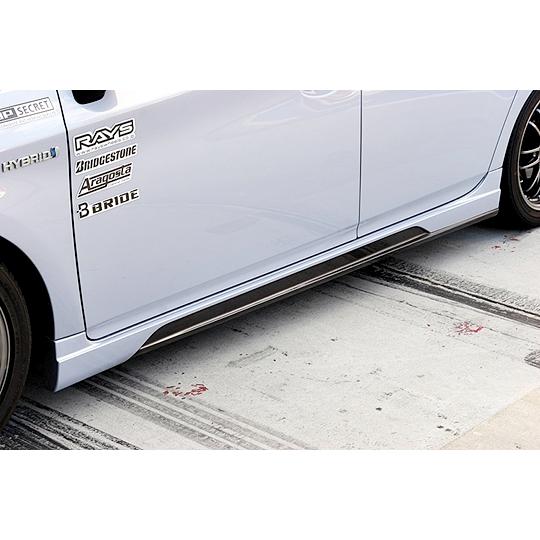 トップシークレット」30系プリウス（ZVW30）用サイドステップ 