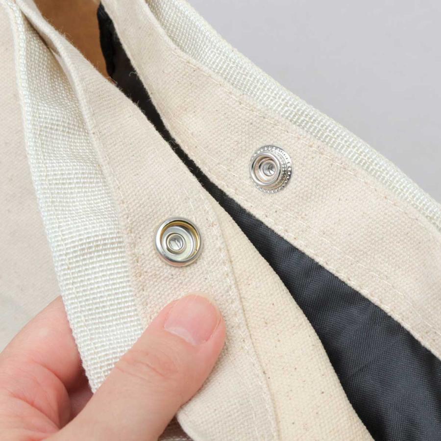 THRASHER（スラッシャー） マークゴンザレス ショルダーバッグ