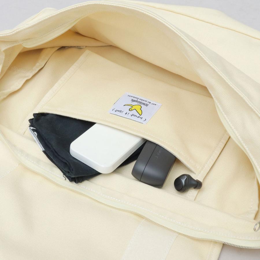 新品未使用What it isn’t メッセンジャーバッグ　マークゴンザレス Mark Gonzales マークゴンザレス What it isNt ショルダーバッグ