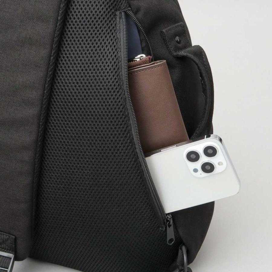 【美品】ROEN ボディバッグ 3連ドクロ 黒 スリングバッグ AER（エアー） シティスリング 3 ショルダーバッグ / ウエスト