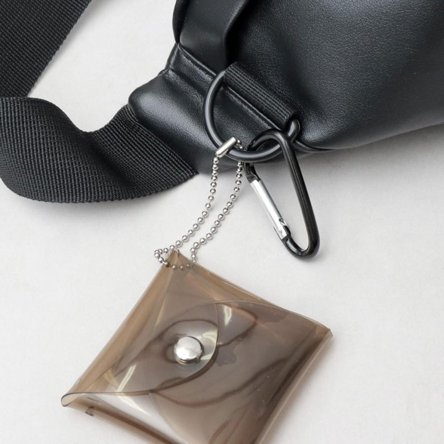 UNIVERSAL OVERALL（ユニバーサルオーバーオール） ボディバッグ