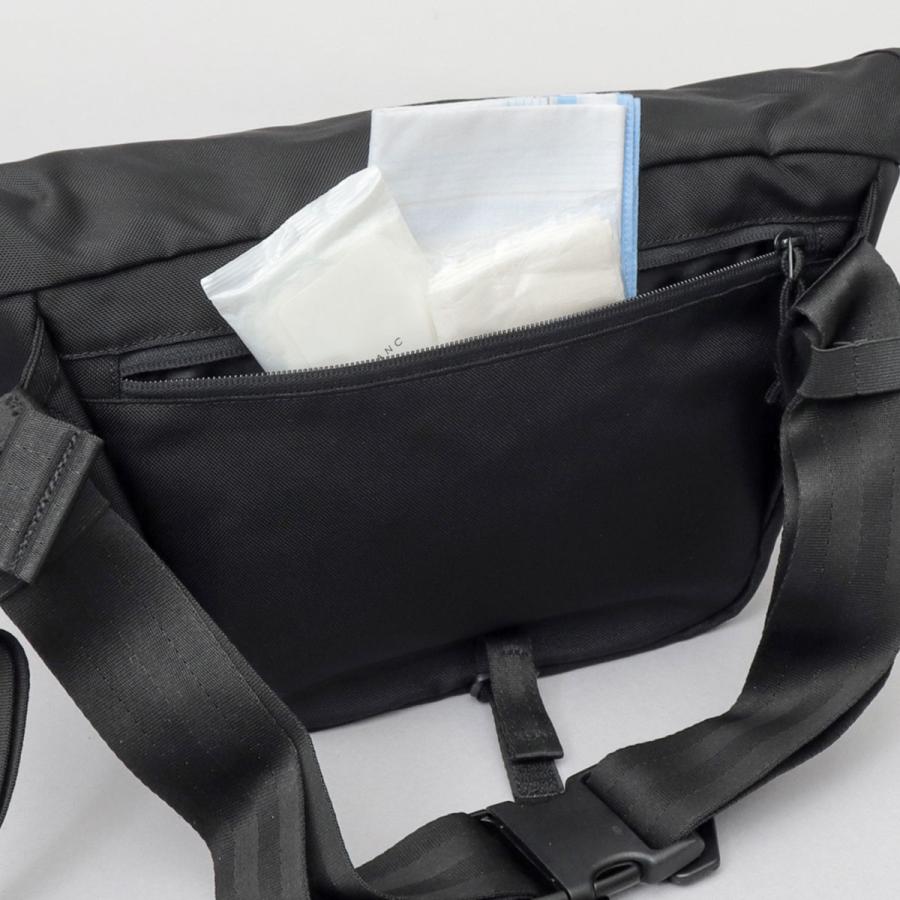 NAUTICA（ノーティカ） メッセンジャーバッグ ボディバッグ 斜め掛け