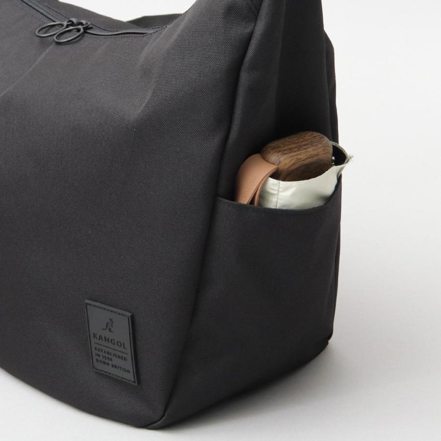 KANGOL カンゴール ショルダーバッグ メンズ レディース 斜めがけ バッグ A4 通勤 通学 ラバータグ ロゴ 舟形 バナナ型 黒 ブラック ギフト | KANGOL | 09