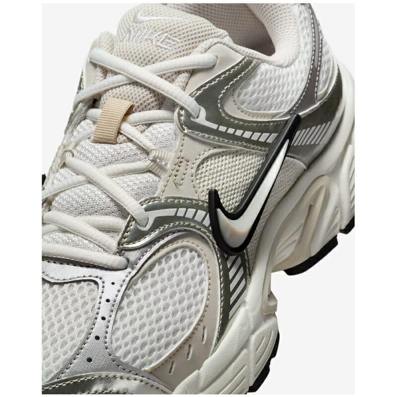NIKE ナイキ ウィメンズ V5 RNR HQ7901-104 スニーカー