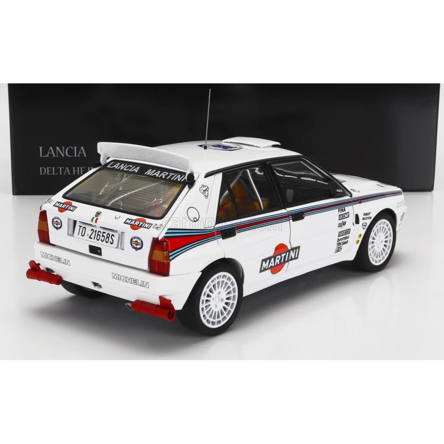 ミニカー 1/18 ランチア デルタ HF 京商 KYOSHO 1/18 LANCIA DELTA HF 