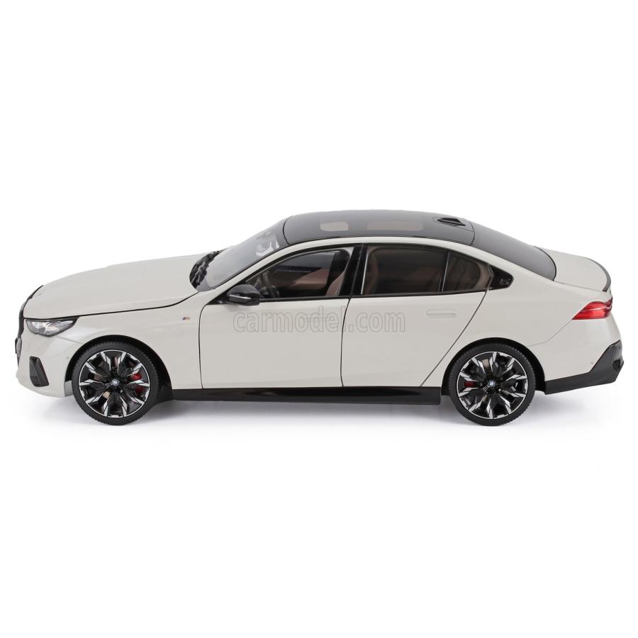BMW 5シリーズ　1/18ミニカー KYOSHO(キョウショウ) / 1/18ミニカー BMW 5-SERIES G30 M SPORT
