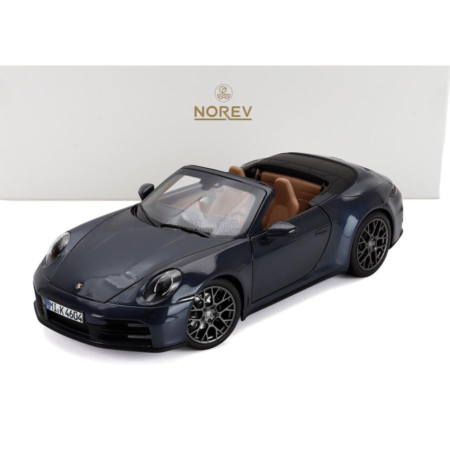 304-058 ノレブ 1/18 ポルシェ 911 Targa 2024 2024 Porsche 911 Targa 4 GTS (992), Gray/Green 1:18 Diecast Model