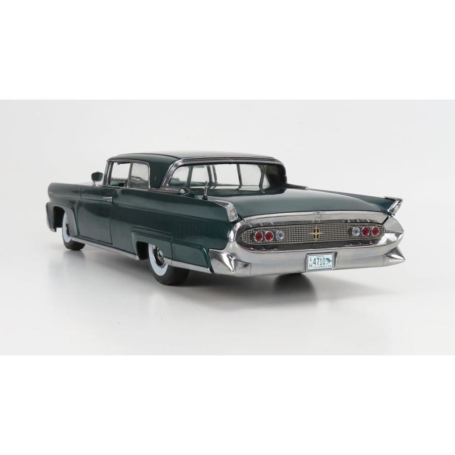 2021新商品 アメ車 ミニカー 1/18 Signature【全国 フォード ウッディ
