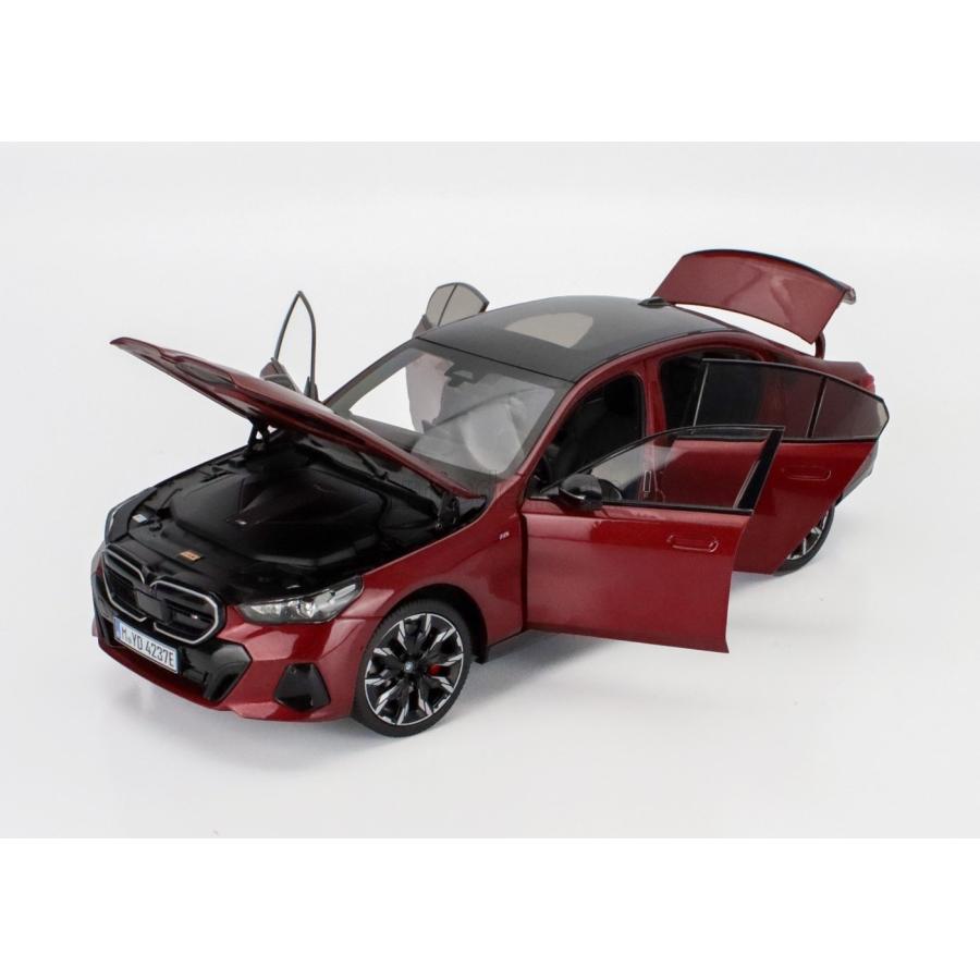 BMW ミニカー 1/18 5シリーズ i5 ミニチャンプス MINICHAMPS 5