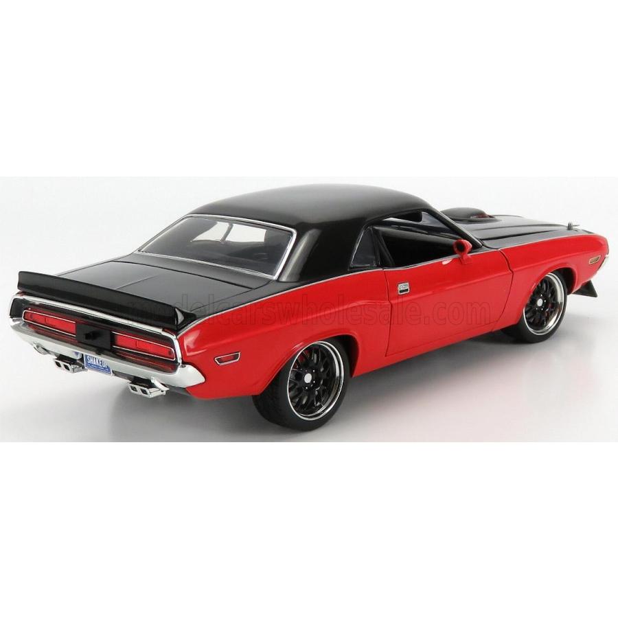 代引き手数料無料 Acme Models チャレンジャー ダッジ 1 18 アメ車 ミニカー Dodge A Black Red 1970 Coupe Fighter Street R T Challenger 車