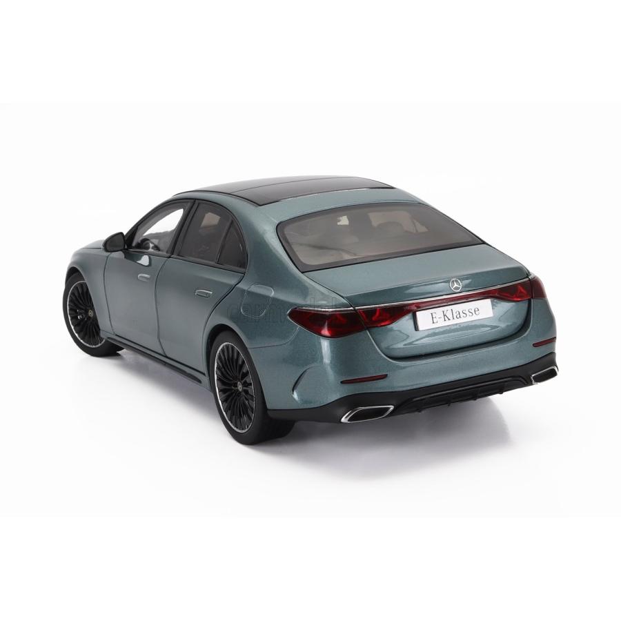 メルセデスAMG ミニカー 1/18 メルセデス ベンツ Eクラス ノレブ メルセデスAMG ミニカー 1/18 メルセデス ベンツ Eクラス ノレブ