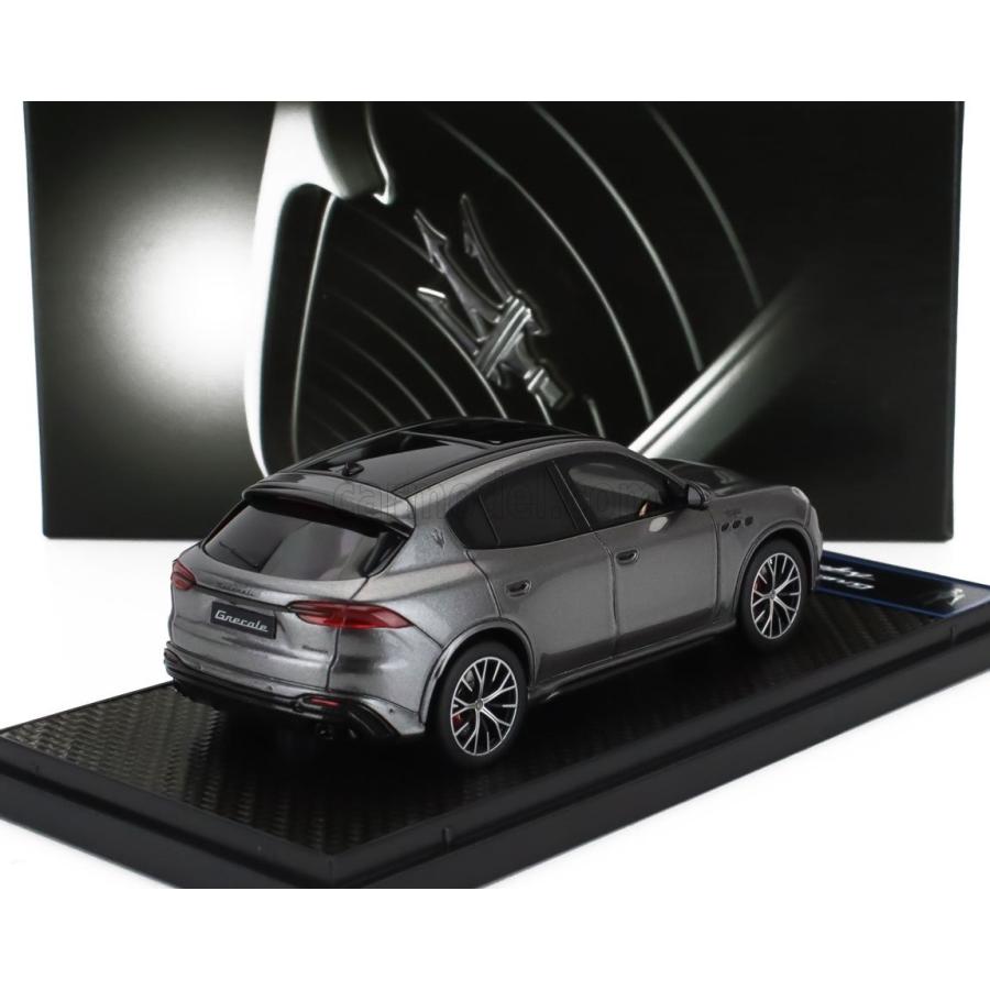 最終値下げ　Maserati Levante ミニカー シルバー 1/24 Maserati Levante マセラティ レヴァンテ 銀 シルバー 梱包