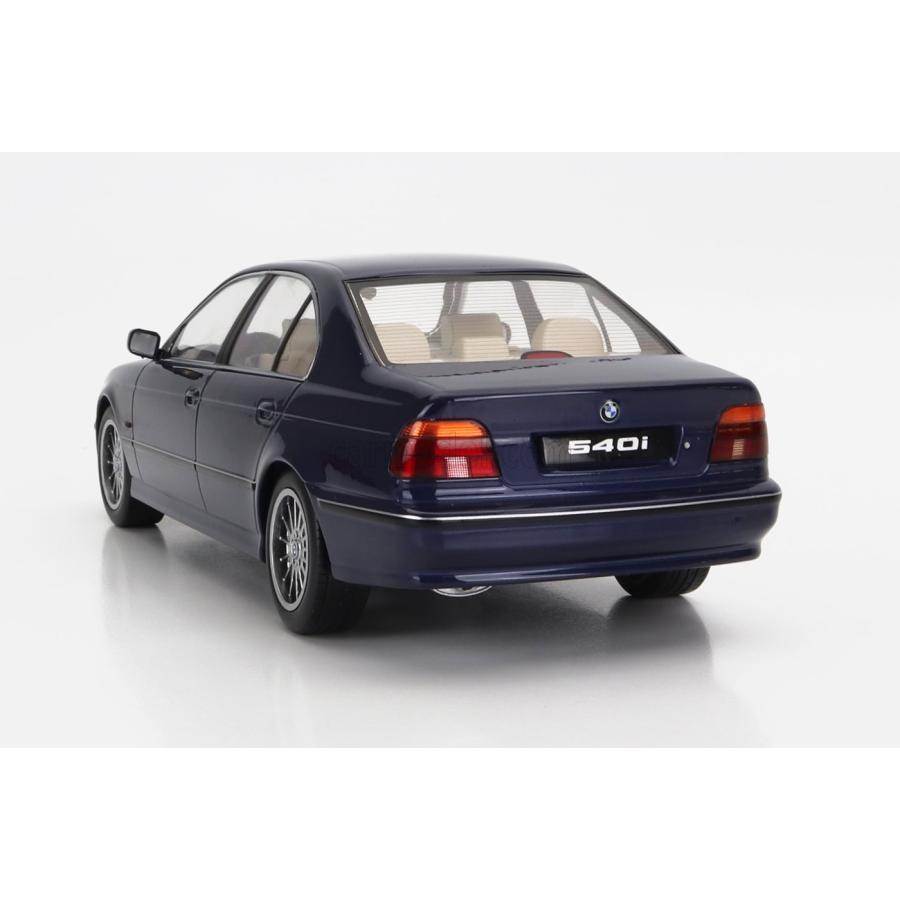 KK-SCALE KKDC180744 Scale 1/18  BMW 3-SERIES 325i (E30) M-PACKAGE 1987  GREEN