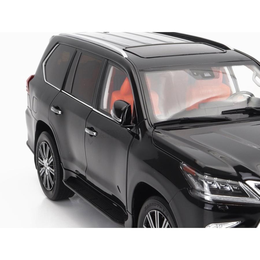 トヨタ（TOYOTA） ミニカー 1/18 レクサス LX570 SUV LCD-MODEL 1/18