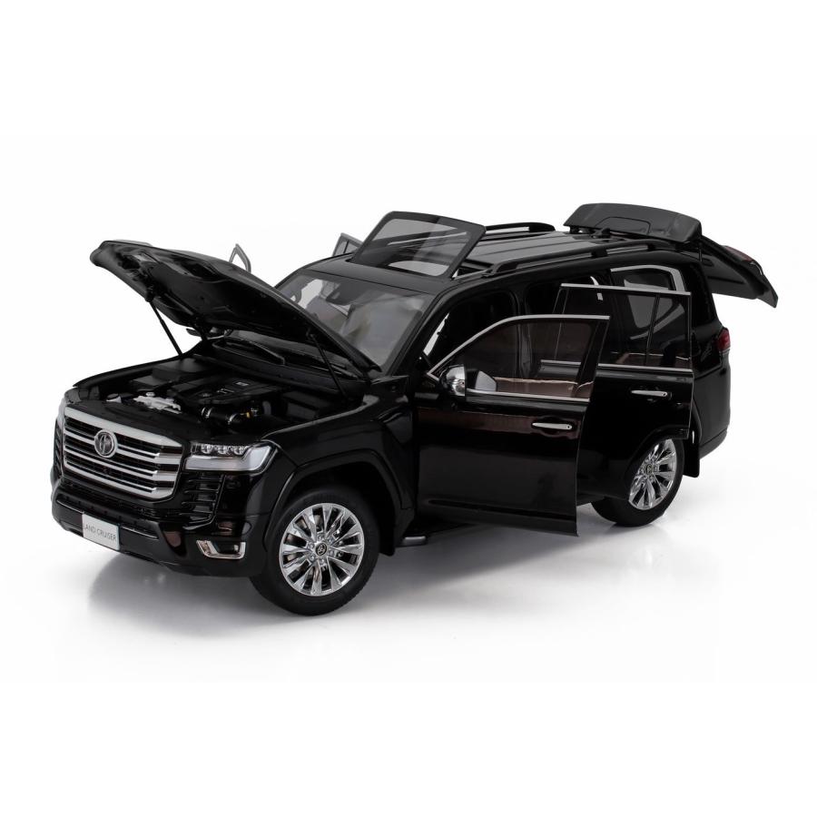 トヨタ ミニカー 1/18 ランドクルーザー 300-ZX SUV LCD-MODEL