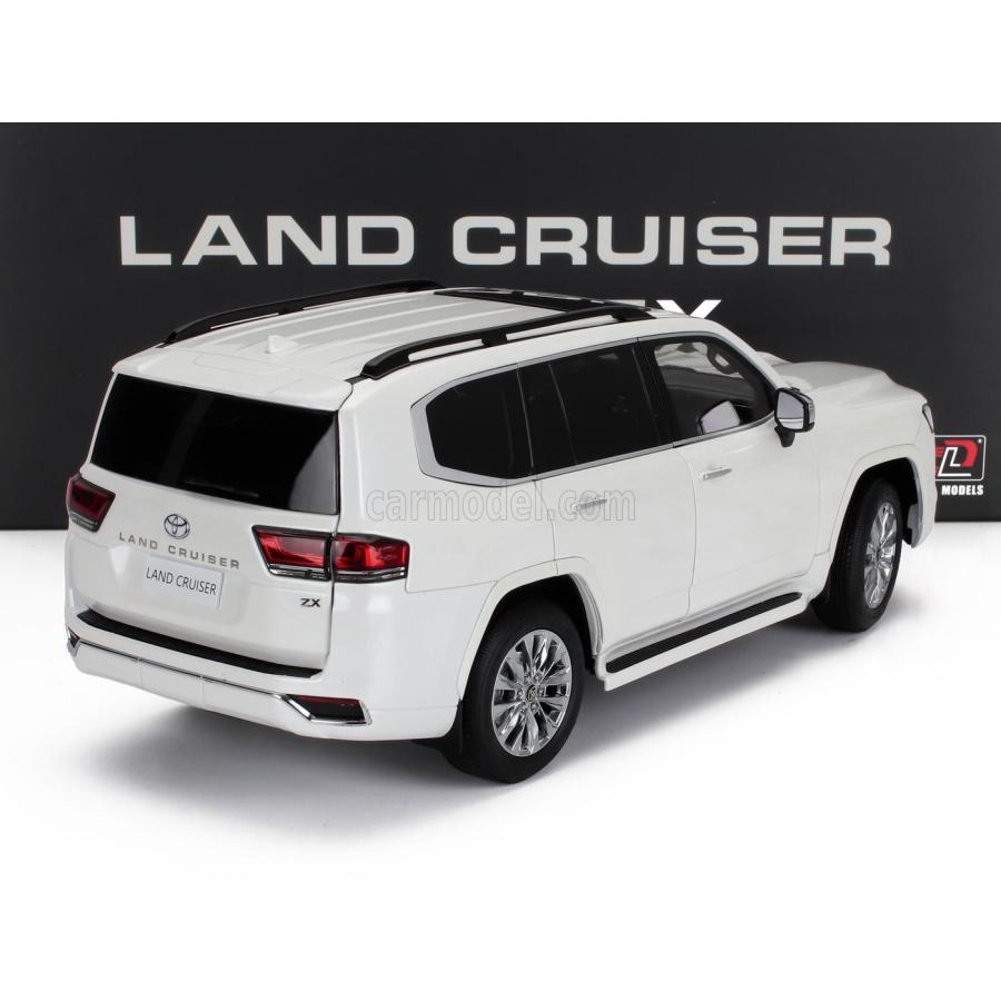 トヨタ ミニカー 1/18 ランドクルーザー 300-ZX SUV LCD-MODEL TOYOTA