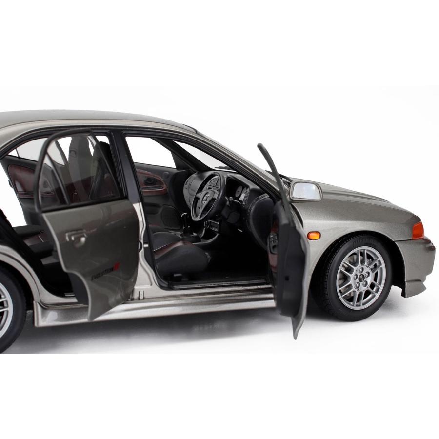 三菱（MITSUBISHI） ミニカー 1/18 ランサー EVO MOTORHELIX 1/18