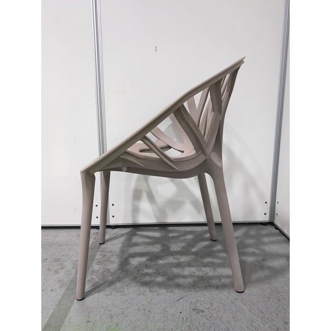 □中古品□ Vitra(ヴィトラ) ベジタルチェア W606xD577xH813mm □中古品□ Vitra(ヴィトラ) ベジタルチェア W606xD577xH813mm