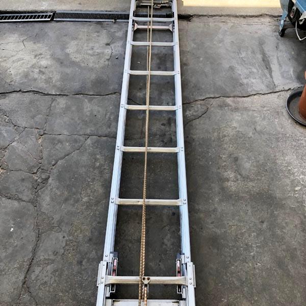 ジャンク】【引取希望】ナカオ/NAKAO 三連伸縮はしご 8m 軽太 ALT-8.3