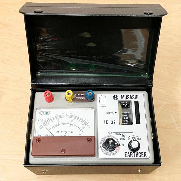 アース絶縁抵抗計 ２レンジ絶縁抵抗 接地抵抗のほか電圧測定 【バイス】 万能型 IE-32