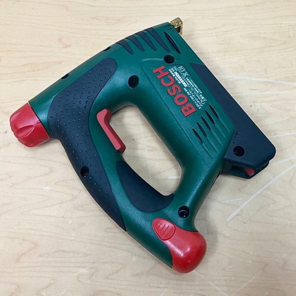 BOSCH(ボッシュ) バッテリータッカー PTK3.6LI Amazon | BOSCH(ボッシュ) バッテリータッカー[PTK3.6LI] | ガン