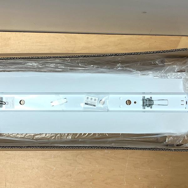 未使用】アイリスオーヤマ IREL-LXBF-CL40W 幅230mm 非常用照明器具