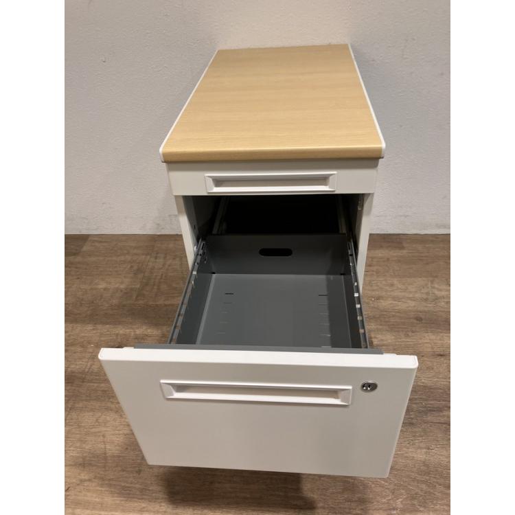 ■中古品■ トヨスチール 脇机 50Sシリーズ 50SNL-047Aの画像