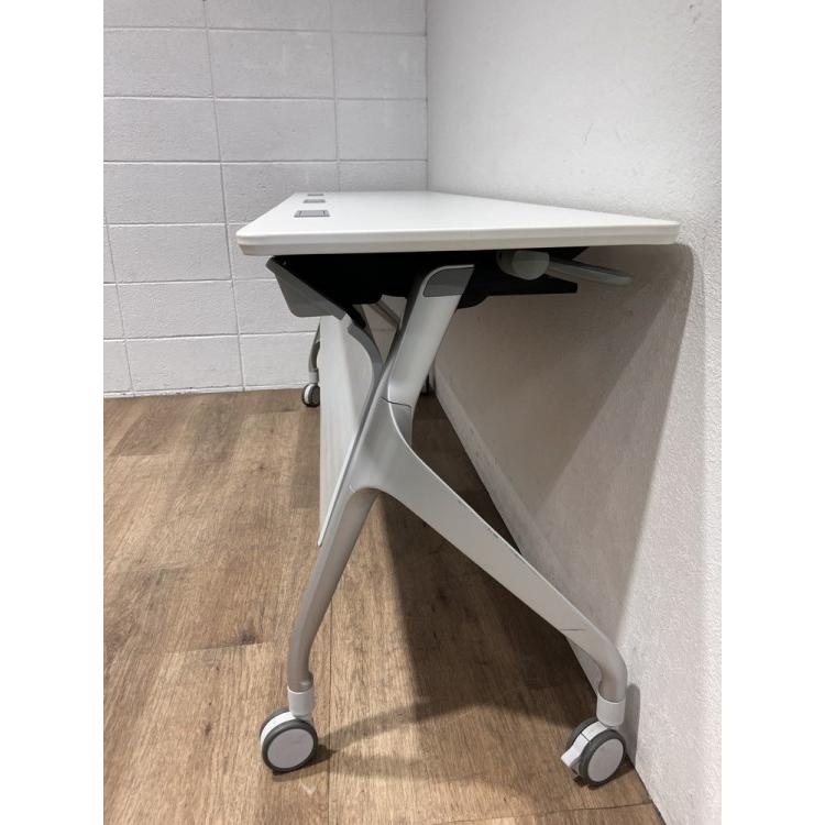 ■中古品■ コクヨ 1800平行スタックテーブル エピファイシリーズ KT-PSW1000 ※小キズ有/脚キズ有_3