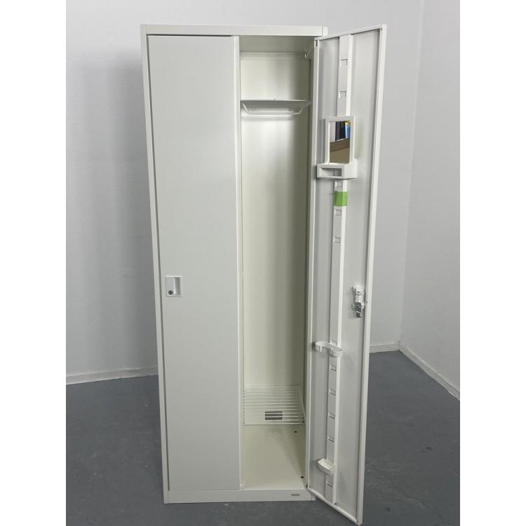 オカムラ スチールロッカー 2人用 更衣室 オフィス シリンダー錠 ホワイト 幅614×奥行515×高さ1790mm (中古品)の画像