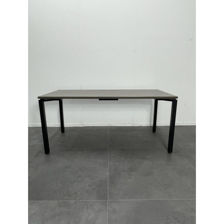【中古/美品】コクヨ　平デスク　幅80.奥行70　引き出し付き 法人送料 コクヨ 平机 ワークフィットシリーズ 幅1600×奥行800mm