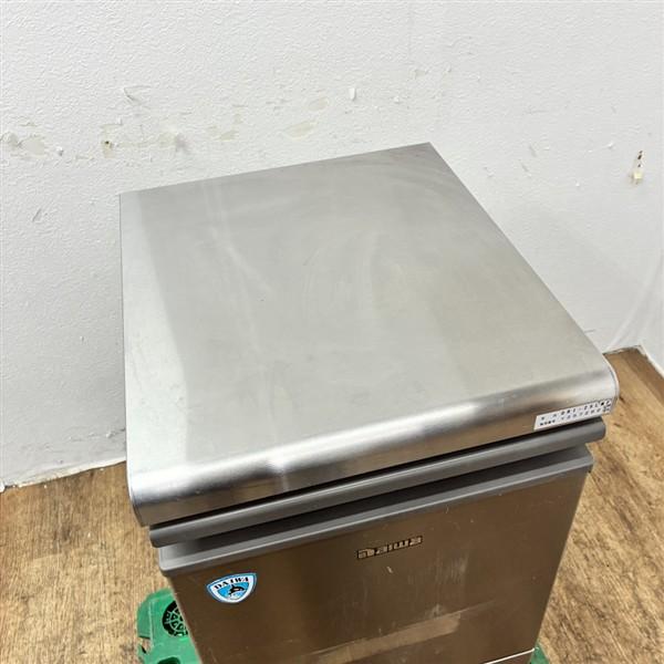 2017年製【ダイワ】【業務用】【中古】 製氷機 DRI-25LME1 25kg 業界