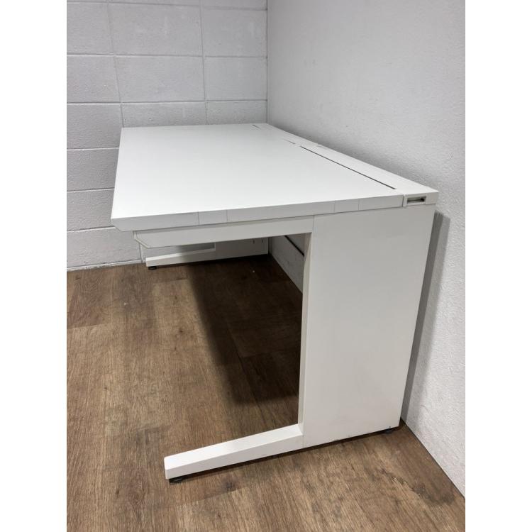 コクヨ 平机 isシリーズ 幅1400×奥行700mm ワークデスク パソコンデスク 事務机 PCデスク スチールデスク (中古品)_5
