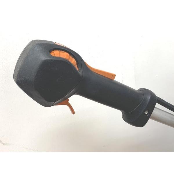 STIHL/スチール 軽量刈払機 両手ハンドル 2サイクルエンジン式（混合