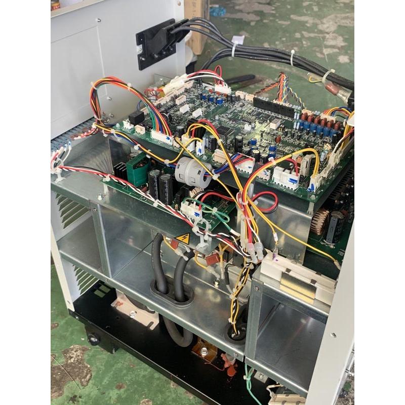 Panasonic Panasonic/パナソニック 350A半自動溶接機YD-350VR1 Panasonic Panasonic/パナソニック 350A半自動溶接機YD-350VR1