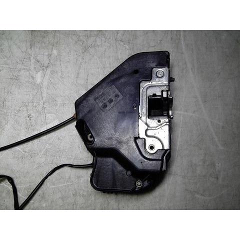 ベンツ Cクラス GF-203045 右リアドアロックソレノイド