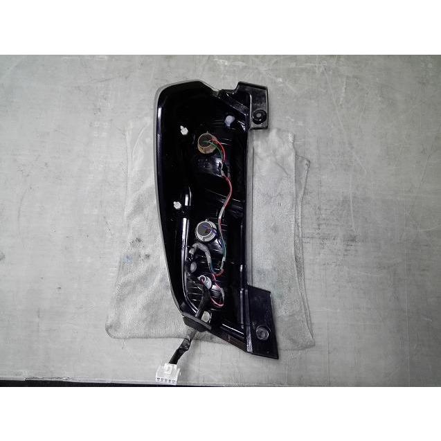 デイズルークス DBA-B21A 右テールランプ ブレーキランプ ストップ