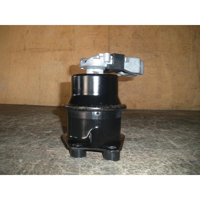 フィット DAA-GP1 エンジンマウント 純正品番50822-TM8-013 管理番号