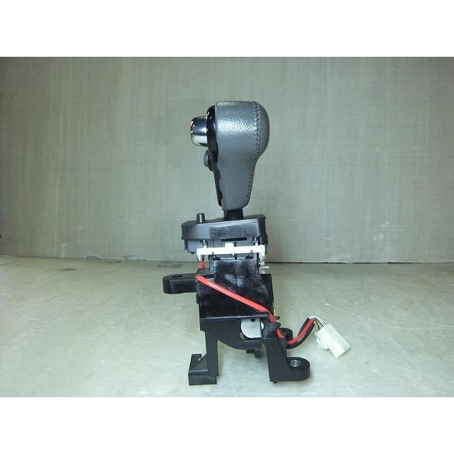 ソリオ DBA-MA15S シフトレバー セレクトレバー 純正品番28110-54MH0