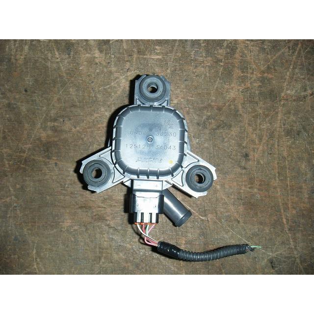 カムリ DAA-AVV50 ウォーターポンプ 純正品番G9040-33030 管理番号