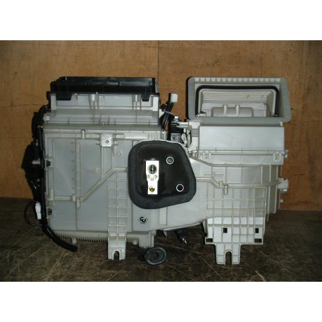 ミラ（ダイハツ） ミラ DBA-L275S エバポレーター A/C AC 純正