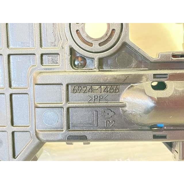 N-BOX DBA-JF3 左スライド用セス 純正品番72584-TTE-902 管理 N-BOX DBA-JF3 左スライド用セス 純正品番72584-TTE-902 管理