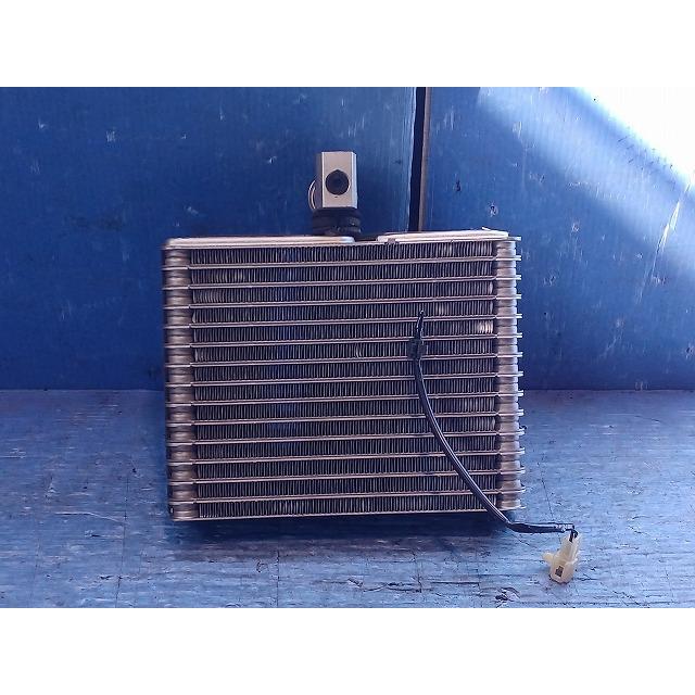 ジムニー TA-JB23W エバポレーター A/C AC 純正品番95410-81A50 管理