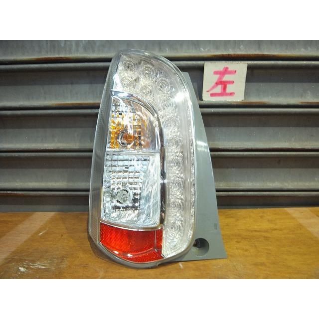 パッソ DBA-KGC30 左テールランプ ブレーキランプ ストップランプ 純正